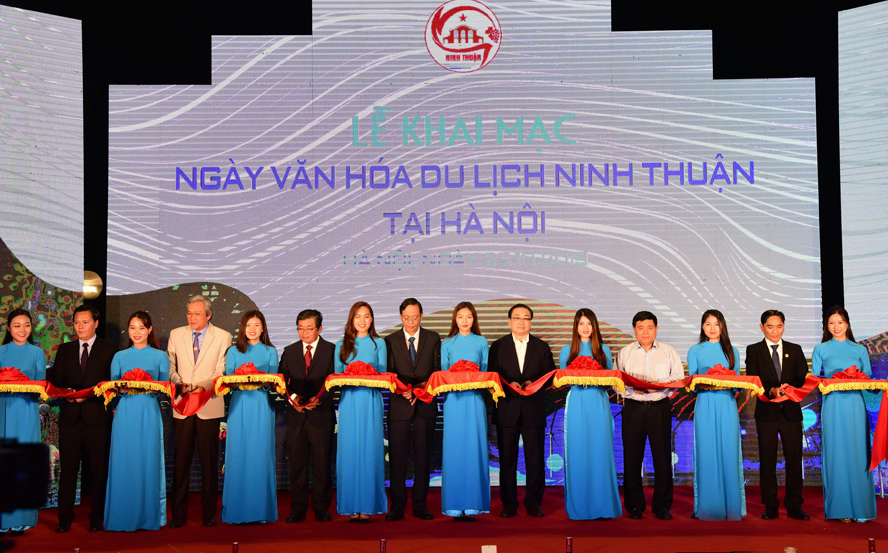 Khai mạc “Ngày Văn hóa, du lịch Ninh Thuận tại Hà Nội”